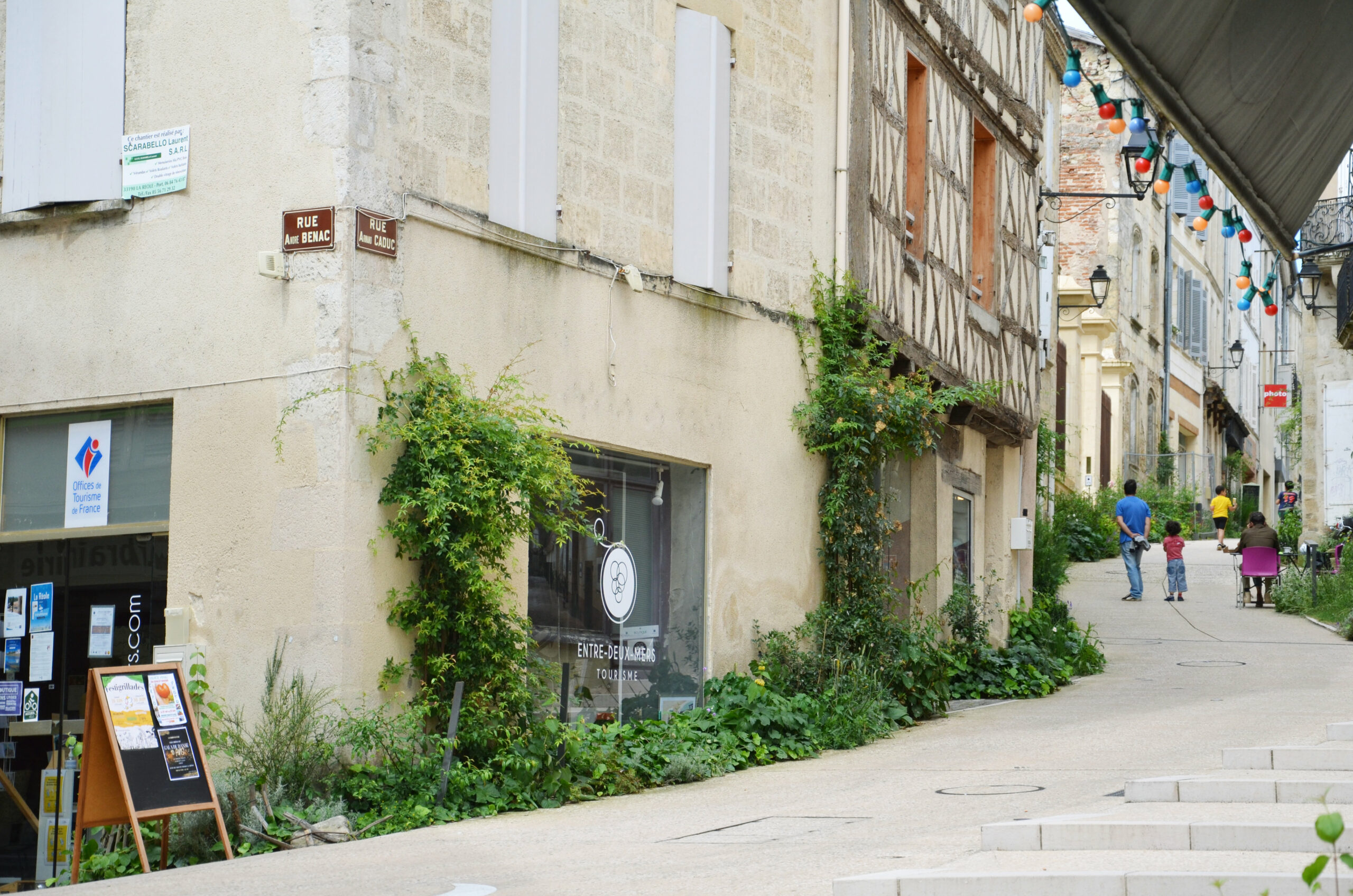 Rue commerciale de La Réole / A+R Paysages-MoonwalkLocal-La Réole,2022