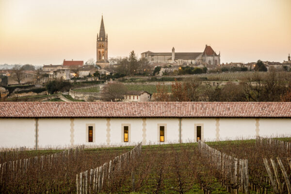 Le Château Pavie Macquin, face au villa de Saint-Emilion / 11h45- BPM Architectes-Château Pavie Macquin-Saint Emilion