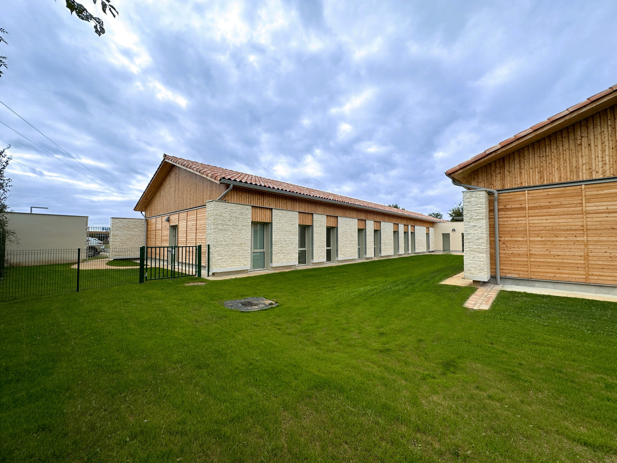 Façade - maison de santé pluridisciplinaire de Magné / corset-roche & associés - Construction d'une maison de santé pluridisciplinaire, Magné, 2023