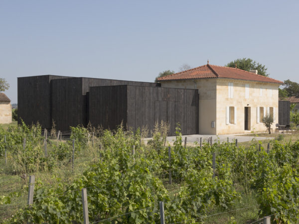 Façade principale / Jean-Christophe GARCIA - BRACHARD DE TOURDONNET - Château Edmus, Vignonet - Saint Emilion, 2021