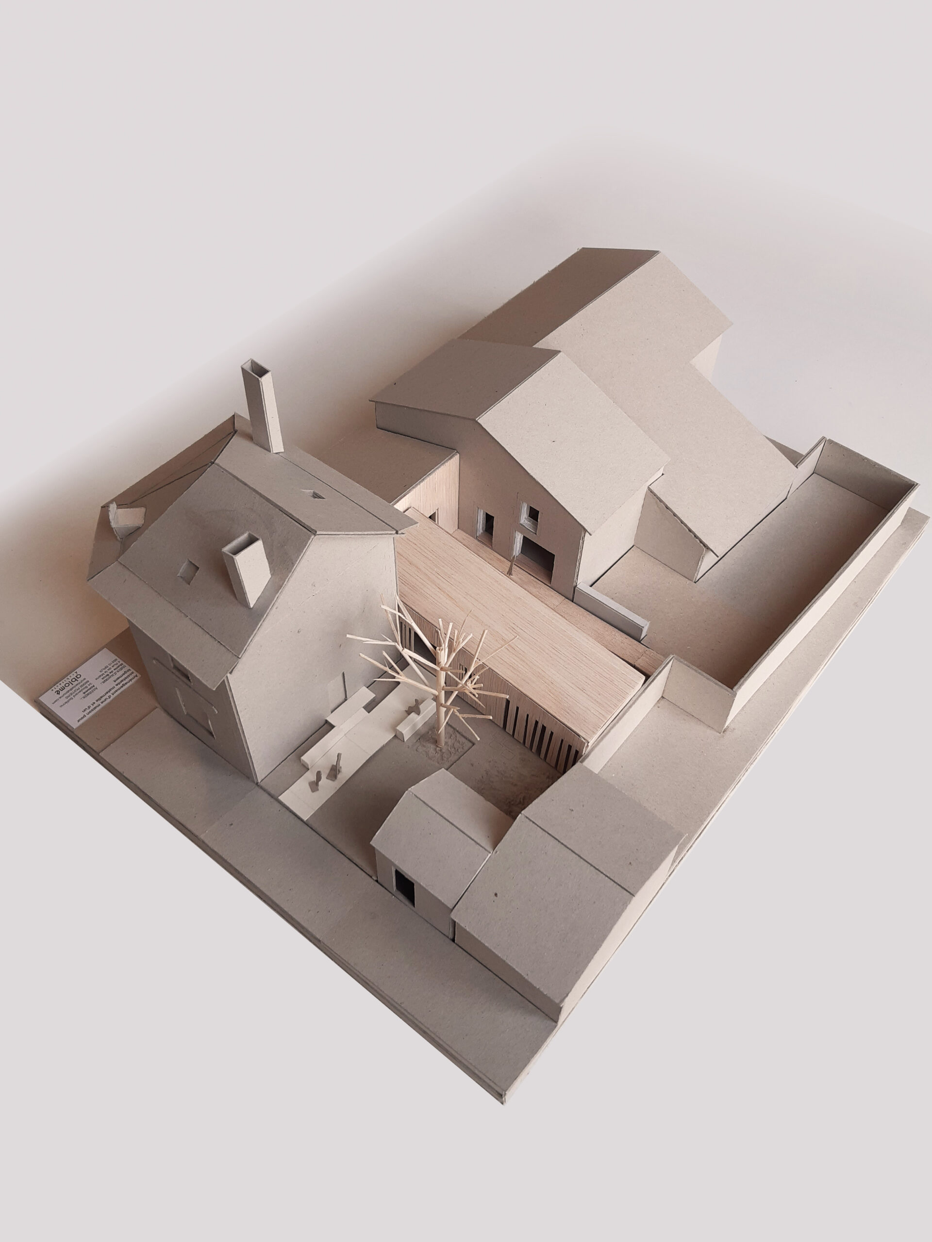 photo de la maquette conçue pour le projet par l'équipe de maîtrise d'oeuvre /