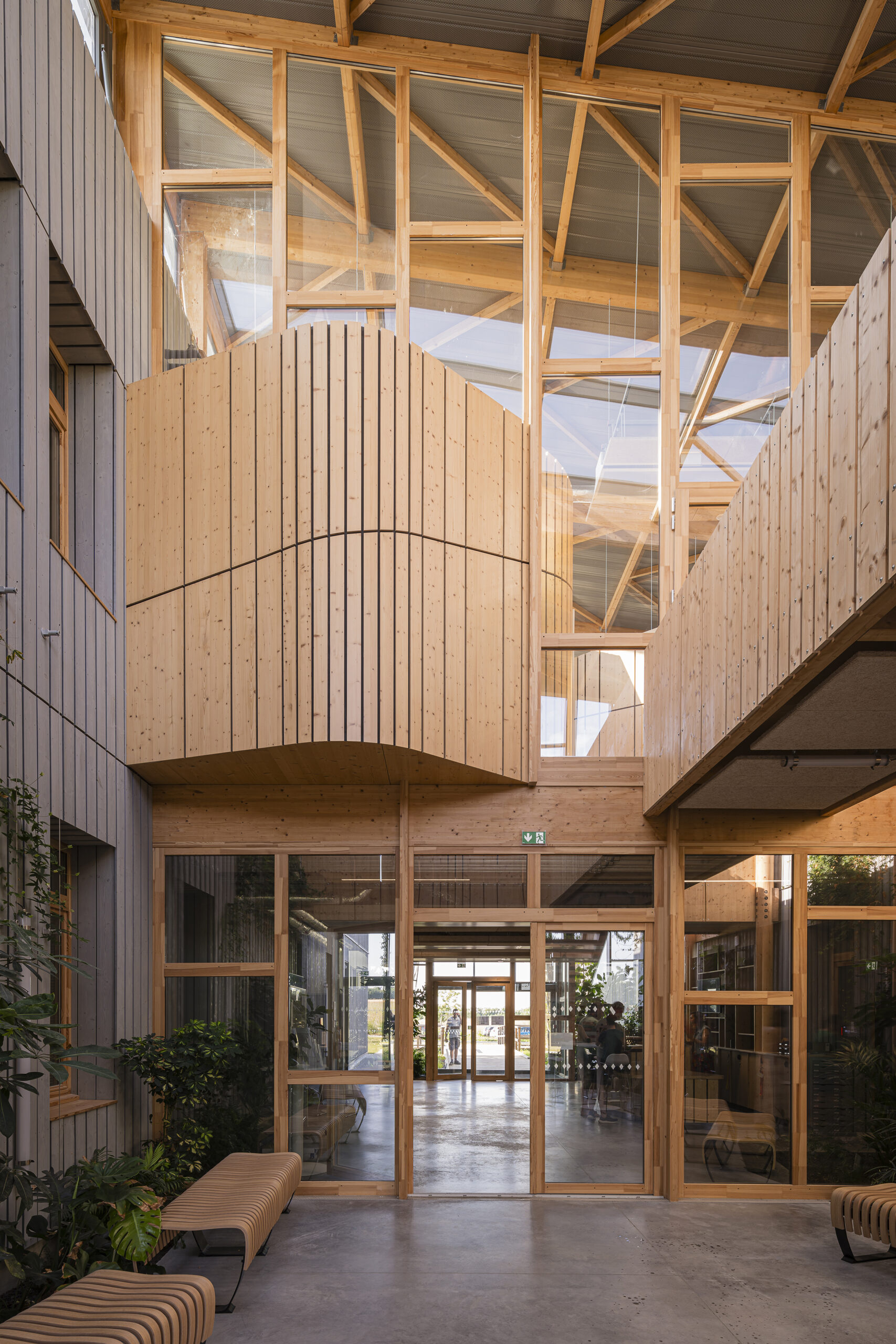 le patio bioclimatique / Sanislas Ledoux